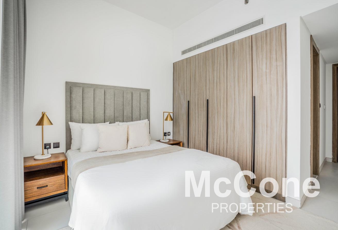 Beach Access | Large Balcony | Burj View photo 10