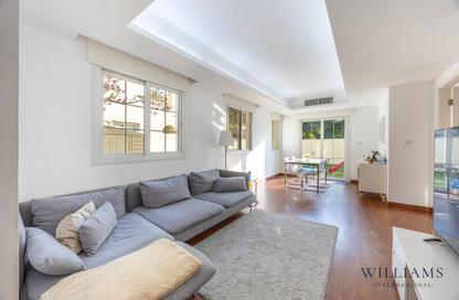 Villa - 2 - 3 for sale in Springs 3 - The Springs - Dubai