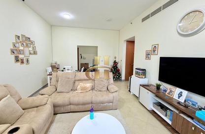 Apartment - 2 Bedrooms - 3 Bathrooms for sale in Madison Residency - Barsha Heights (Tecom) - Dubai