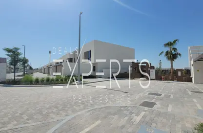 Townhouse - 2 Bedrooms - 3 Bathrooms for rent in Noya Viva - Noya - Yas Island - Abu Dhabi