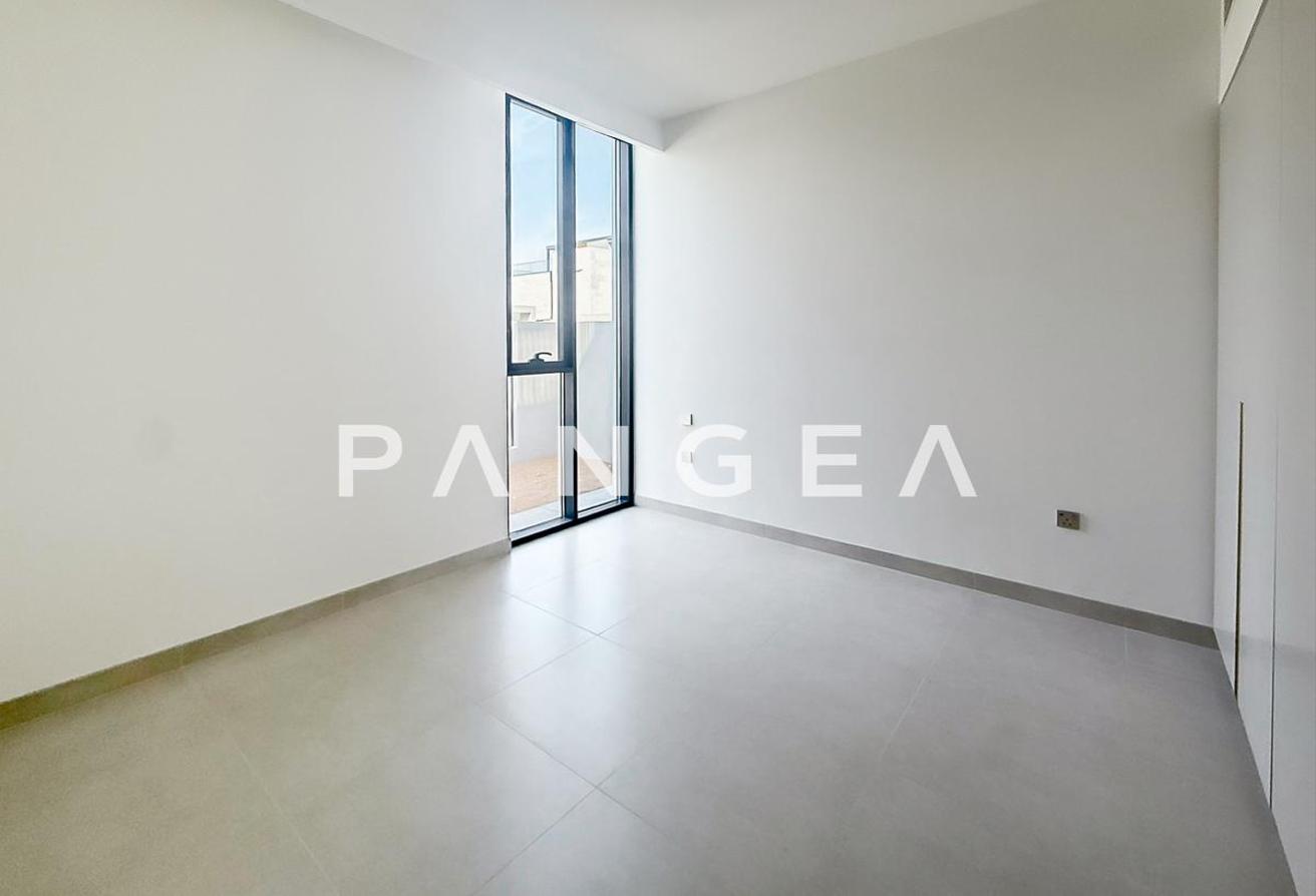 Multiple Cheques | Close to Park | Standalone photo 14