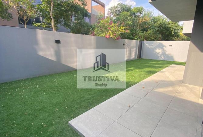 61702227 - Property Image 2