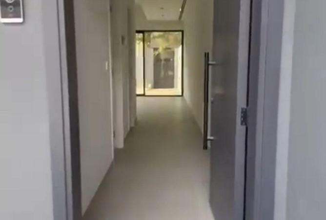 70279637 - صورة العقار 2