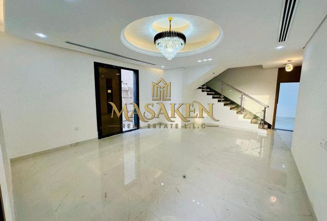 72305598 - Property Image 2