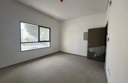 Apartment - 1 Bedroom - 1 Bathroom for rent in Al Qulaya'ah - Al Sharq - Sharjah