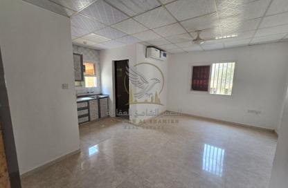 Apartment - Studio - 1 Bathroom for rent in Al Qulaya'ah - Al Sharq - Sharjah