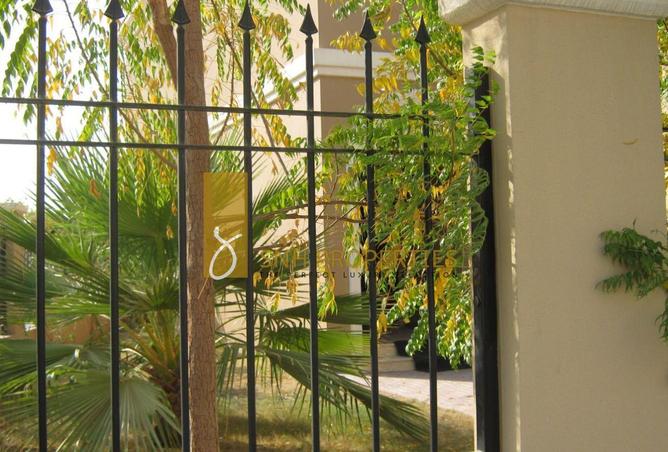 94010610 - Property Image 3