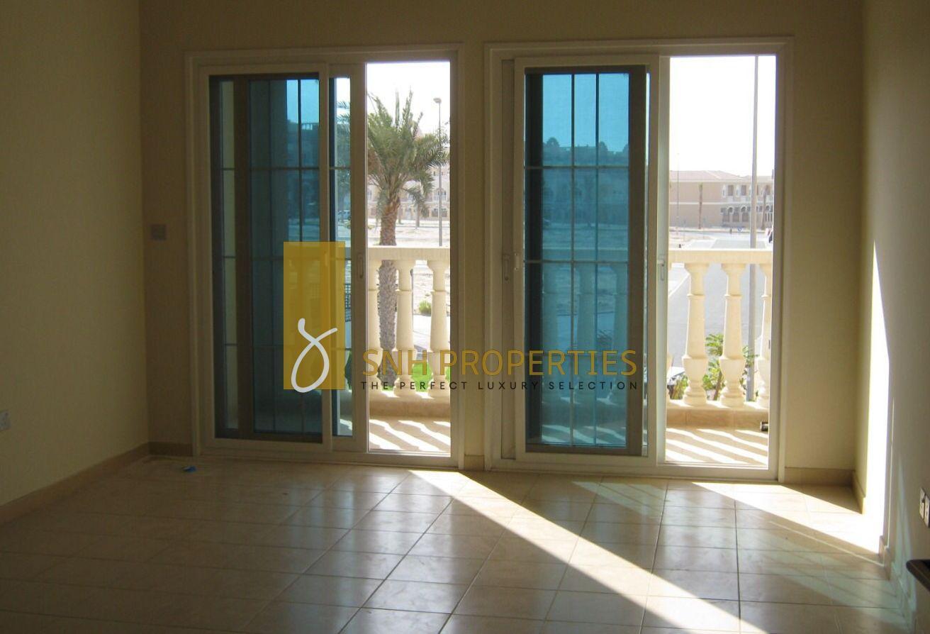 3 BR + MAID ROOM | CORNER TOWNHOUSE | PRIVATE GARD photo 5