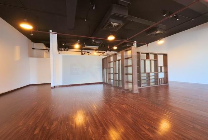 82801345 - Property Image 3