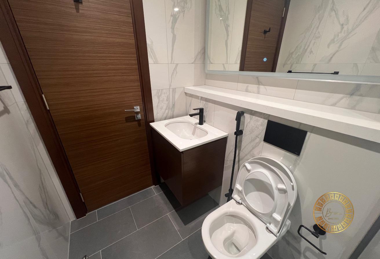 3 BEDROOM + MAID S - 2 COVERED PARKING - TURN KEY photo 6