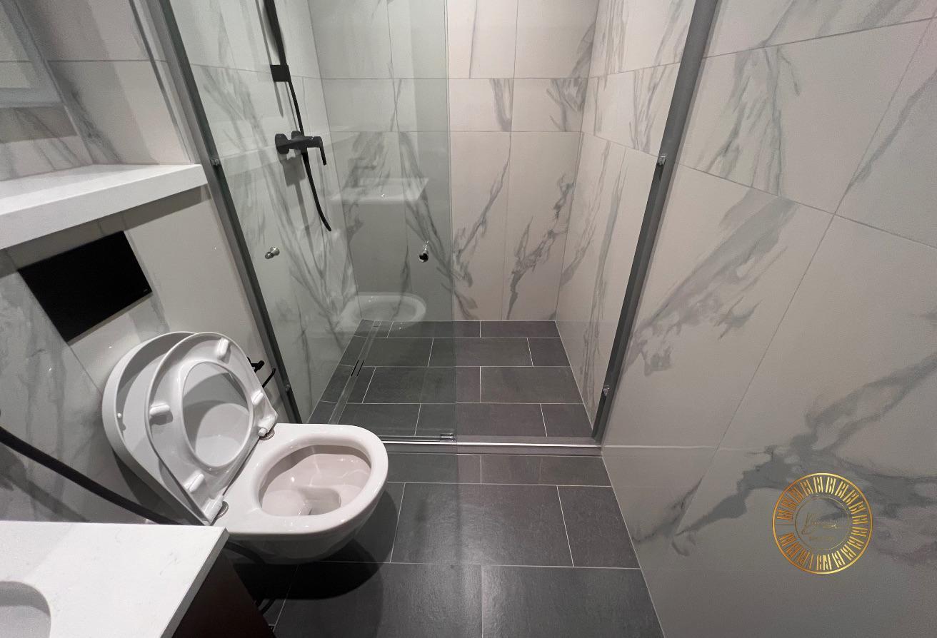 3 BEDROOM + MAID S - 2 COVERED PARKING - TURN KEY photo 8