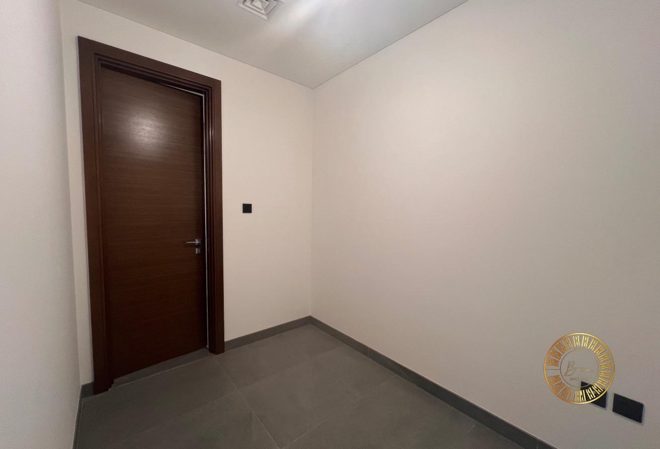 3 BEDROOM + MAID S - 2 COVERED PARKING - TURN KEY photo 10