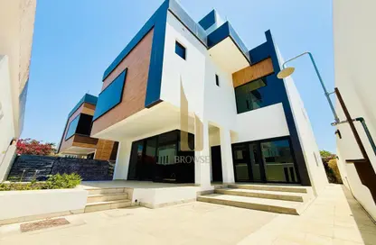 Villa - 6 Bedrooms - 6 Bathrooms for rent in Jumeirah 3 Villas - Jumeirah 3 - Jumeirah - Dubai Villa - 6 Bedrooms - 6 Bathrooms for rent in Jumeirah 3 Villas - Jumeirah 3 - Jumeirah - Dubai