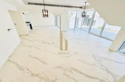 Villa - 6 Bedrooms - 6 Bathrooms for rent in Jumeirah 3 Villas - Jumeirah 3 - Jumeirah - Dubai