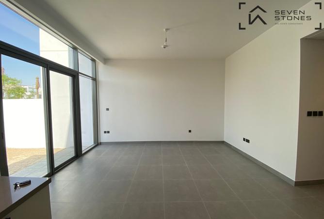 73877813 - Property Image 3