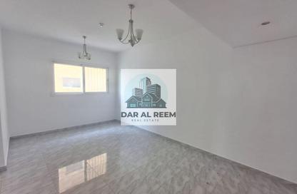 شقة - غرفة نوم - 1 حمام للايجار في شارع التعاون الجديد - التعاون - الشارقة