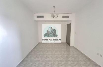شقة - غرفة نوم - 1 حمام للايجار في شارع التعاون الجديد - التعاون - الشارقة
