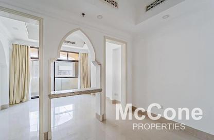 Apartment - 1 Bedroom - 2 Bathrooms for sale in Tajer Residences - The Old Town Island - Old Town - Downtown Dubai - Dubai Apartment - 1 Bedroom - 2 Bathrooms for sale in Tajer Residences - The Old Town Island - Old Town - Downtown Dubai - Dubai