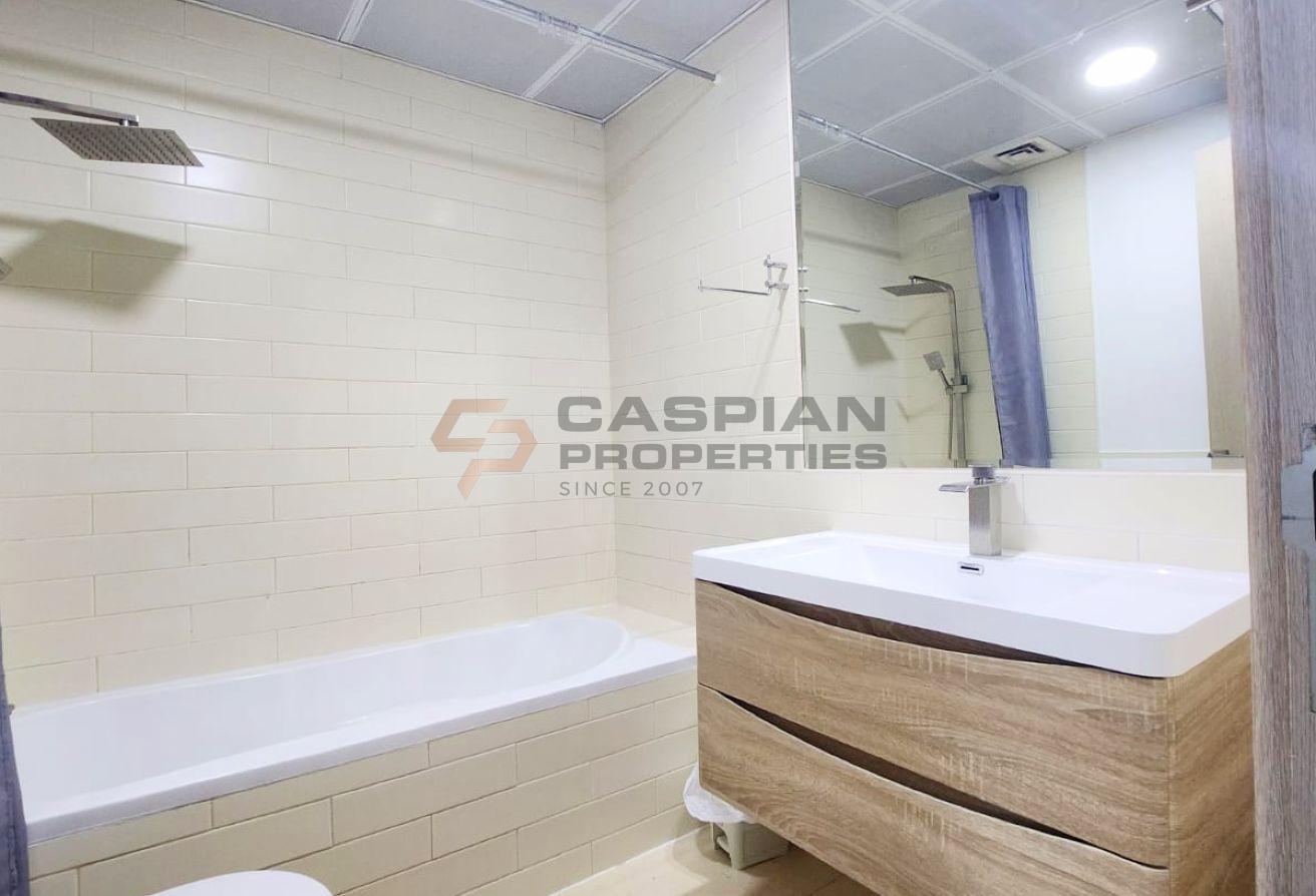 Vacant | Fully Furnished | Marina Living photo 9
