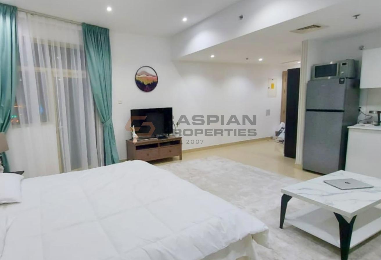 Vacant | Fully Furnished | Marina Living photo 8
