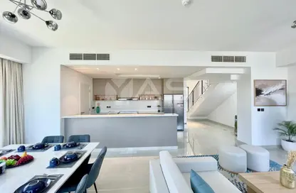 تاون هاوس - 3 غرف نوم - 4 حمامات للايجار في فالكون ايلاند نورث - جزيرة فالكون - قرية الحمرا - رأس الخيمة