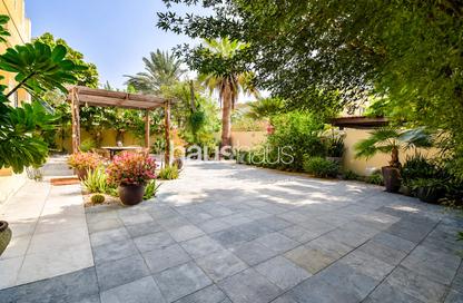 Villa - 4 Bedrooms - 4 Bathrooms for sale in Meadows 8 - Meadows - Dubai Villa - 4 Bedrooms - 4 Bathrooms for sale in Meadows 8 - Meadows - Dubai