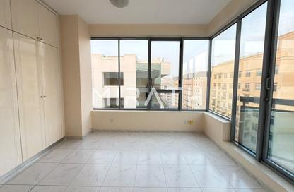 Apartment - 3 - 4 for rent in Golden Sands 8 - Al Mankhool - Bur Dubai - Dubai