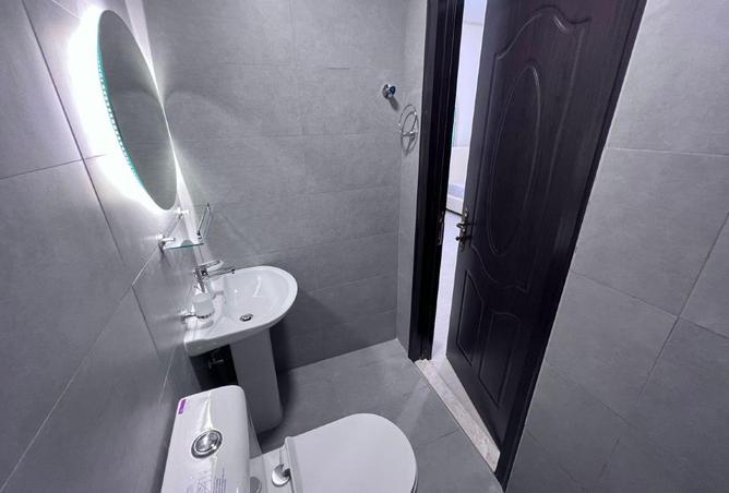 64404918 - Property Image 3