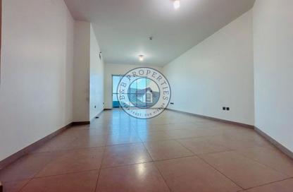 Apartment - 2 Bedrooms - 4 Bathrooms for rent in Al Reef Tower - Corniche Road - Abu Dhabi Apartment - 2 Bedrooms - 4 Bathrooms for rent in Al Reef Tower - Corniche Road - Abu Dhabi