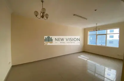 Apartment - 2 Bedrooms - 2 Bathrooms for rent in Al Khan Lagoon - Al Khan - Sharjah