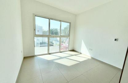 Villa - 3 Bedrooms - 4 Bathrooms for rent in Arabella Townhouses 3 - Arabella Townhouses - Mudon - Dubai