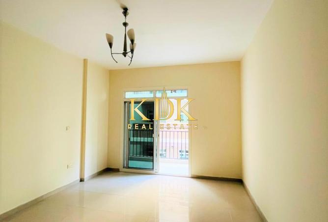 100840309 - Property Image 2