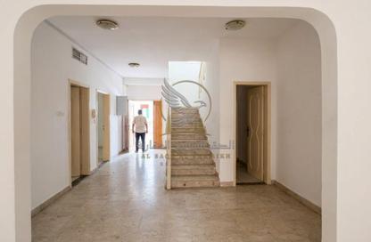 Duplex - 4 - 4 for rent in Al Qulaya'ah - Al Sharq - Sharjah