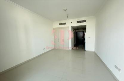Apartment - Studio - 1 for rent in Carson A - Carson - Damac Hills - Dubai