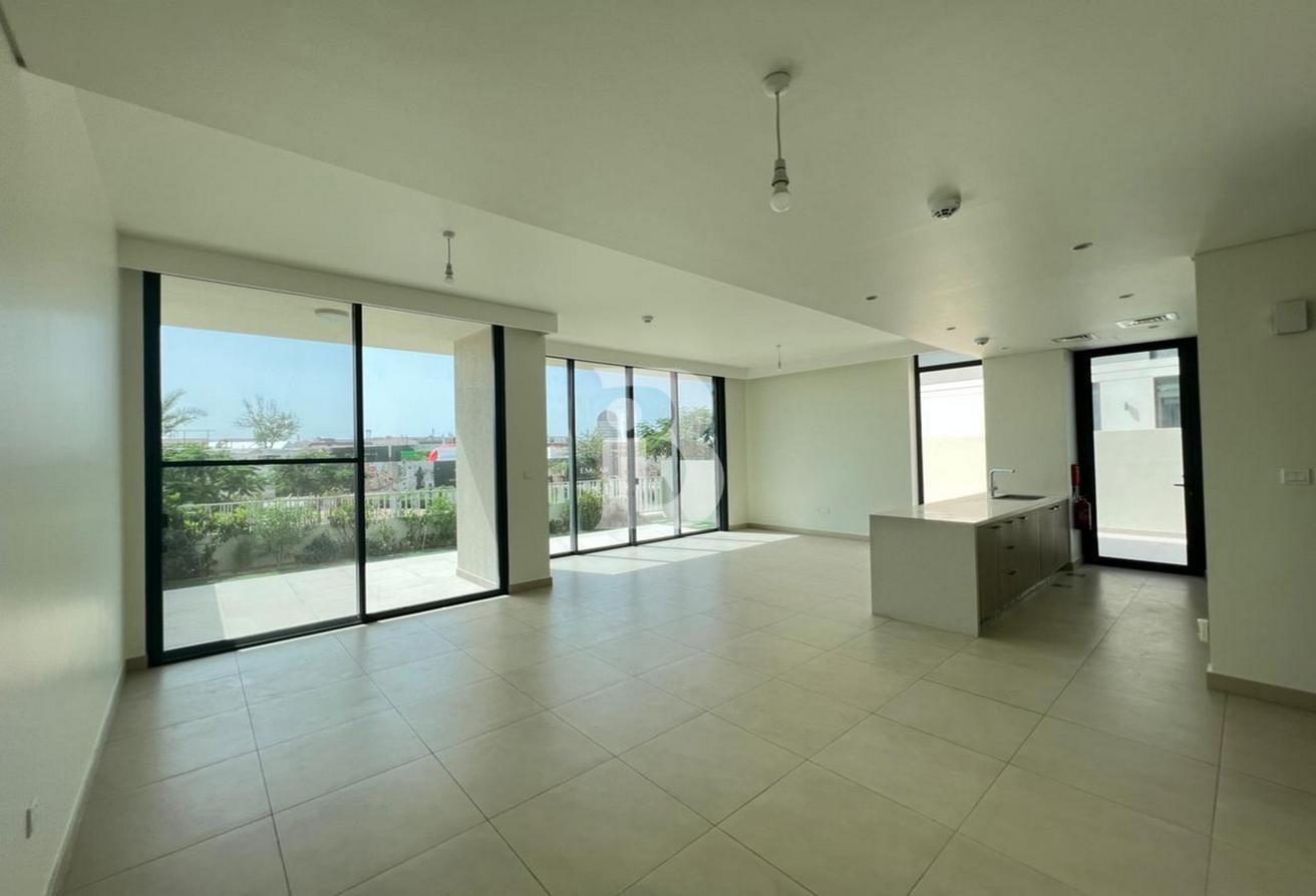 Prestigious Address I Exclusive Community photo 5