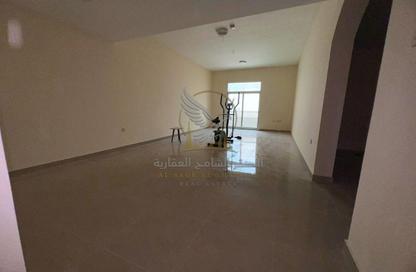 Apartment - 2 - 2 for rent in Al Qulaya'ah - Al Sharq - Sharjah