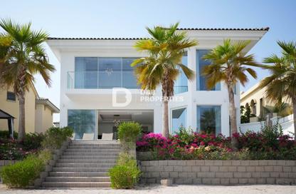 Villa - 5 Bedrooms - 7 Bathrooms for rent in Garden Homes Frond D - Garden Homes - Palm Jumeirah - Dubai