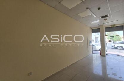 Shop - Studio for rent in Hor Al Anz - Deira - Dubai