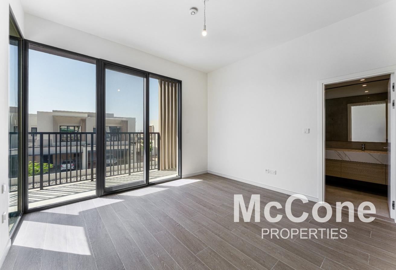 Single Row | Type 4A1 | Landscaped | Maids Room photo 8