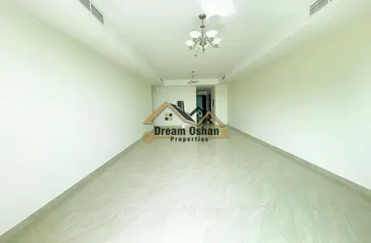 شقة - 3 غرف نوم - 5 حمامات للايجار في أبراج رياح - القرية التراثية - دبي