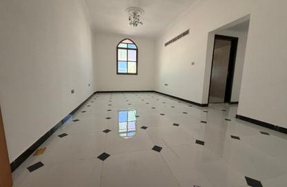 Apartment - 2 Bedrooms - 2 Bathrooms for rent in Al Jawhara Building - Al Rawda 3 - Al Rawda - Ajman