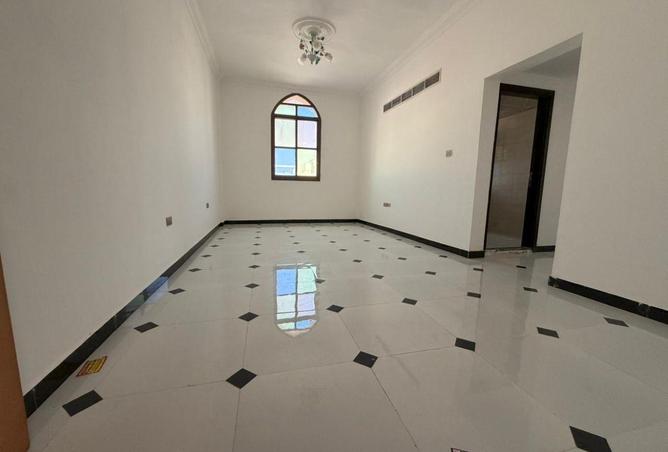 87047040 - Property Image 2
