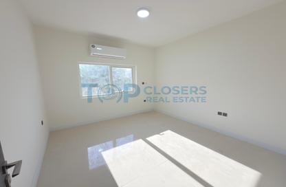 Apartment - 3 Bedrooms - 3 Bathrooms for rent in Al Kuwaitat - Central District - Al Ain