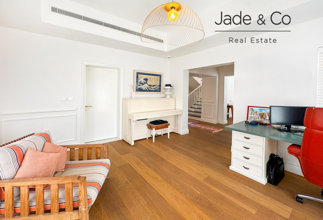 Community Expert | Upgraded | Golf Course View photo 14