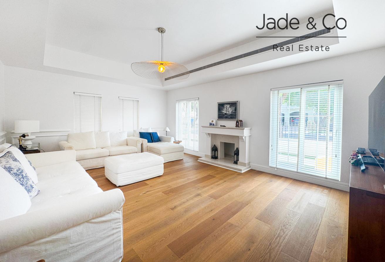 Community Expert | Upgraded | Golf Course View photo 8