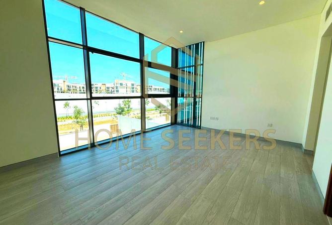 Single Row | Ready to Move | Best Price | Hot Deal — photo 3