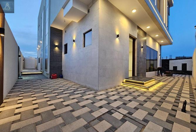 76988491 - صورة العقار 2