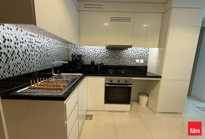 80698022 - Property Image 3