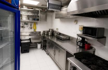 Shop - Studio - 1 Bathroom for sale in Al Khan - Sharjah