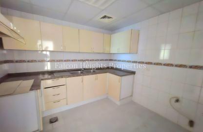 Apartment - 2 Bedrooms - 2 Bathrooms for rent in Al Wahda Building - Al Majaz 2 - Al Majaz - Sharjah Apartment - 2 Bedrooms - 2 Bathrooms for rent in Al Wahda Building - Al Majaz 2 - Al Majaz - Sharjah